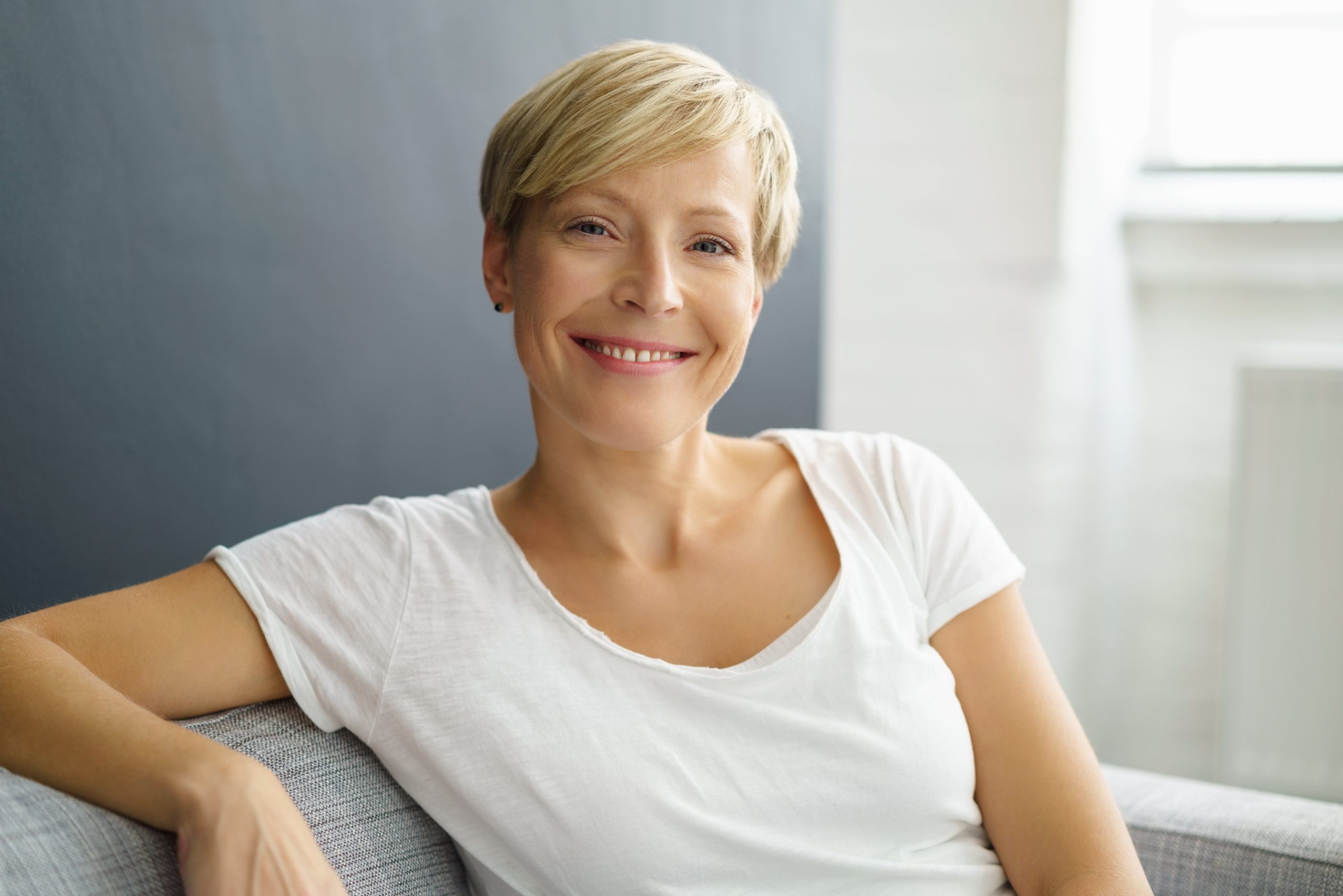 Haarteile, Toupets und Perücken für Männer und Frauen - Jürgen Imhof Zweithaarexperten aus Tauberbischofsheim